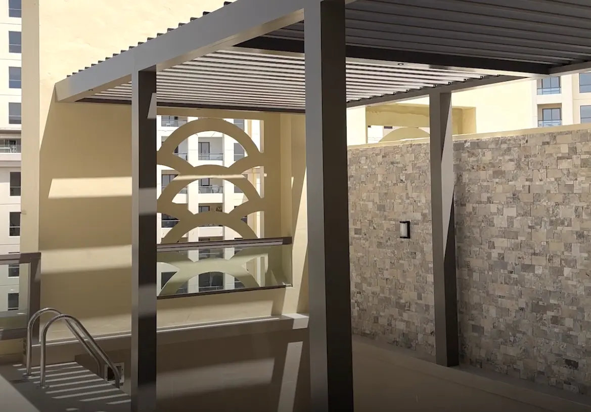 Sierra Pergola installed in Marina
